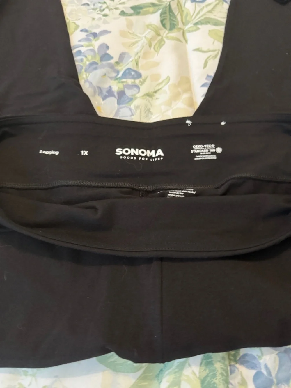 Sonoma Black Leggings - Picture 2 of 2